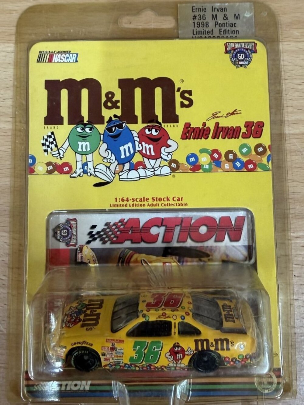 Action Performance ERNIE IRVAN #36 M&Ms 1998 Pontiac Grand Prix NASCAR 1:64 Car